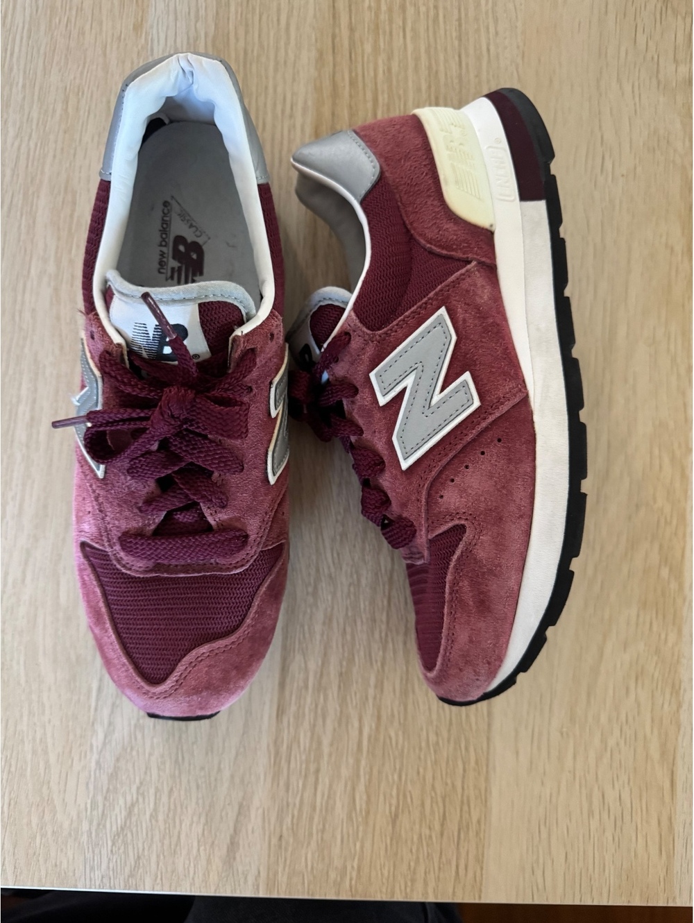 New Balance 995 CSuede & Mesh Sneakers - Maroon/Burgundy - Men's 6.5 (Women's 8)